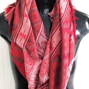 Curations Caravan Red Wrap